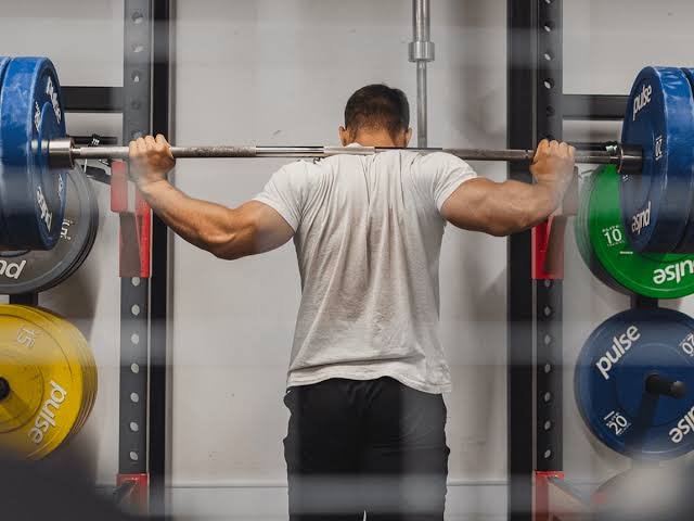 How to Progressively Increase Your Strength at the Gym